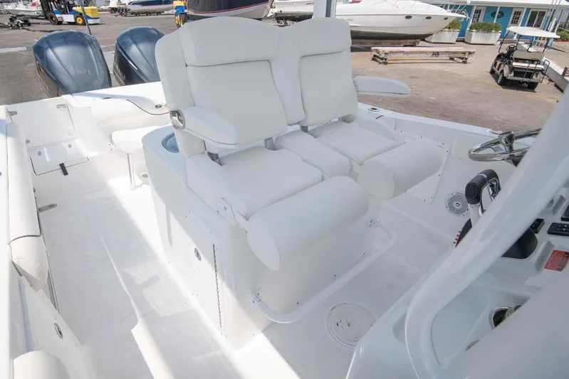  Yacht Photos Pics Manufacturer Provided Image: 2018 Sea Hunt Gamefish 30 boat with white forward seating and dual engines.