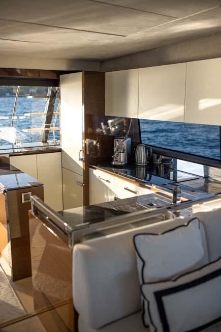 2019 Prestige 70 