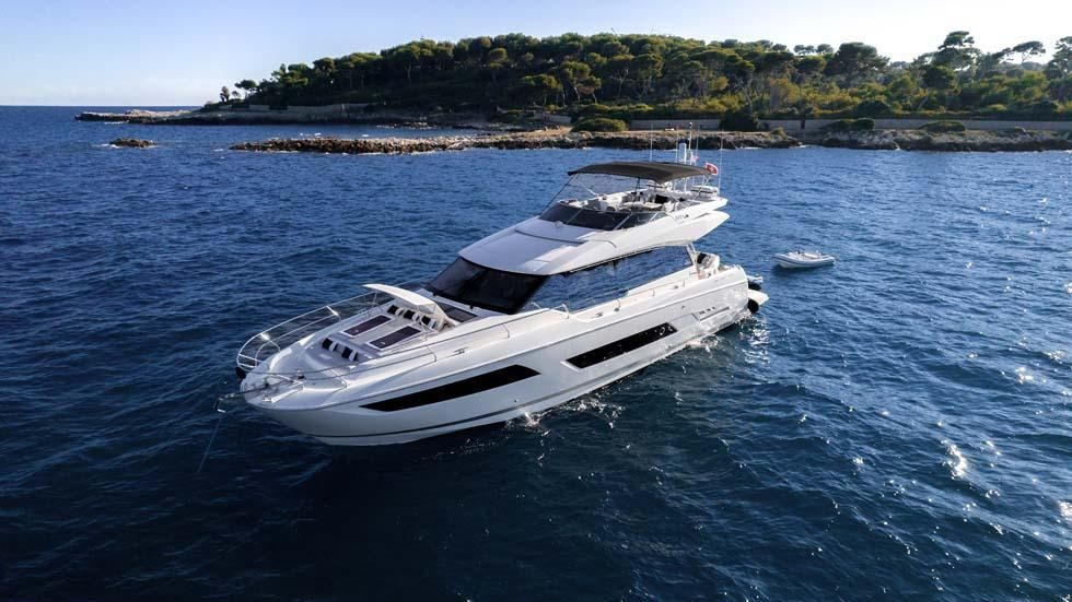 2019 Prestige 70 