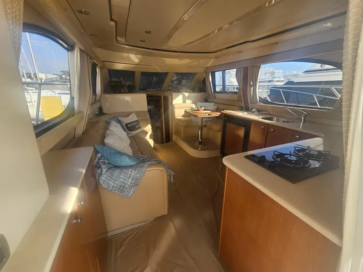 "117 West" Yacht Photos Pics 