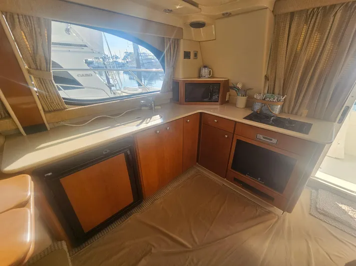 "117 West" Yacht Photos Pics 