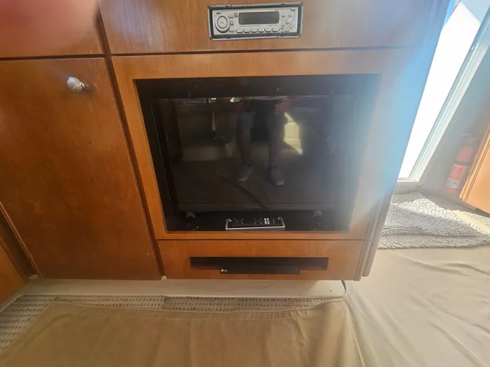 "117 West" Yacht Photos Pics 