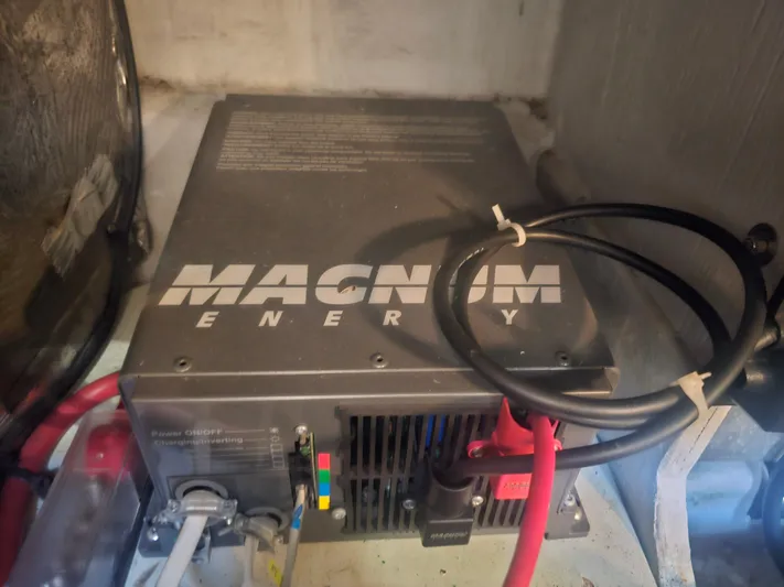 "117 West" Yacht Photos Pics 