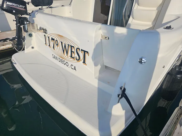 "117 West" Yacht Photos Pics 