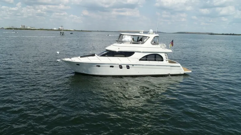 Chips Ahoy Yacht Photos Pics 2008 52 Carver Voyager - Chips Ahoy