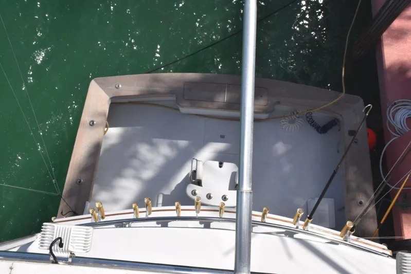 Low Bidder X Yacht Photos Pics Cockpit view from tower