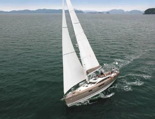 Fit Lady Yacht Photos Pics 