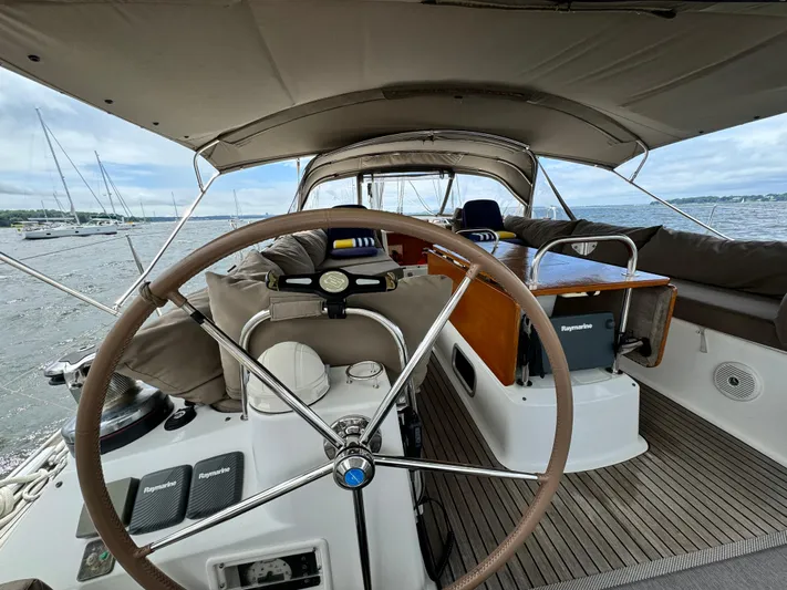 Fit Lady Yacht Photos Pics 