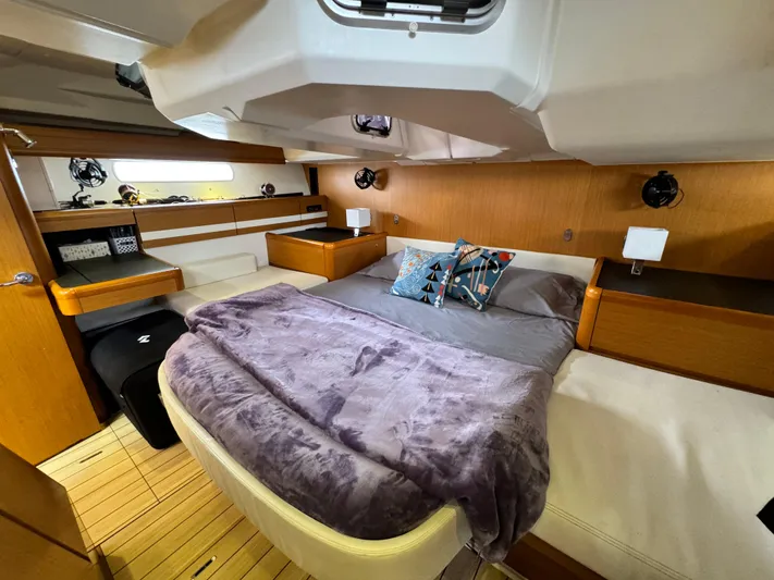 Fit Lady Yacht Photos Pics 