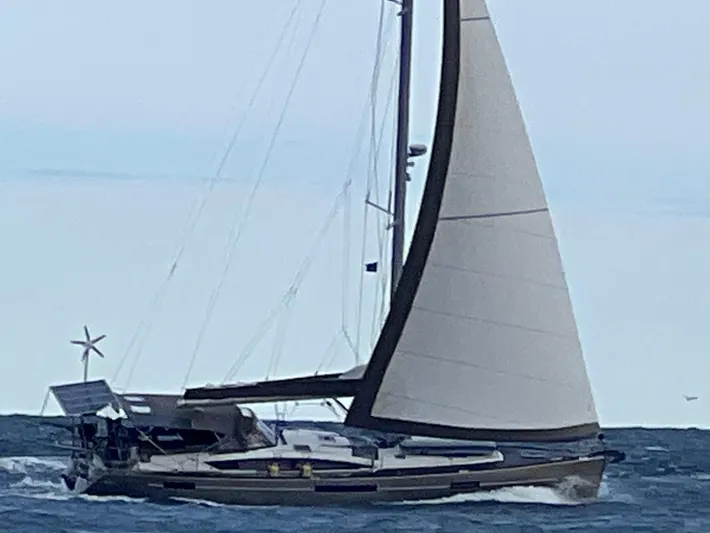 Fit Lady Yacht Photos Pics 