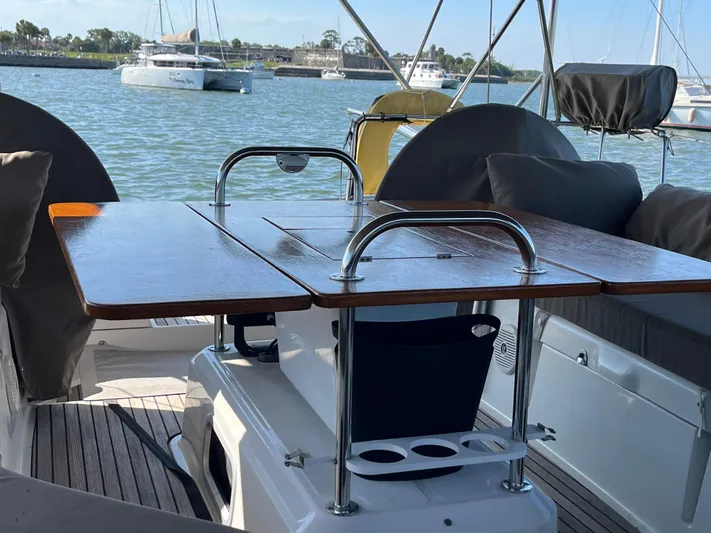 Fit Lady Yacht Photos Pics 