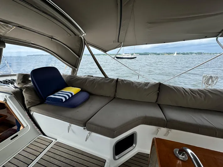 Fit Lady Yacht Photos Pics 