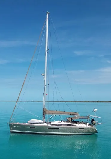 Fit Lady Yacht Photos Pics 