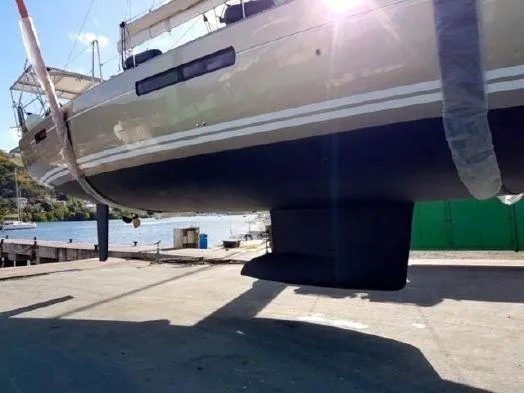 Fit Lady Yacht Photos Pics 