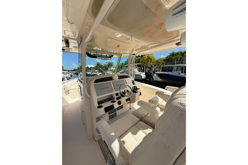  Yacht Photos Pics 2021 Grady-White Canyon 336 boat interior with Garmin navigation system.