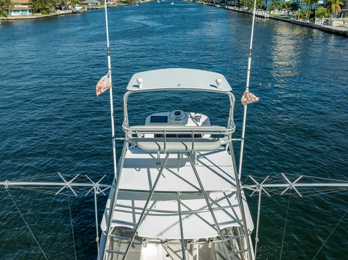 Hoo's Time Yacht Photos Pics 