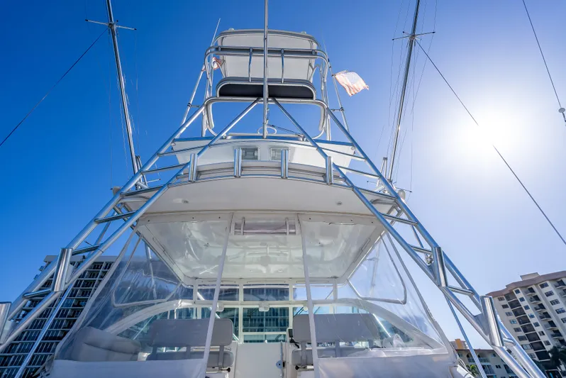 Hoo's Time Yacht Photos Pics 