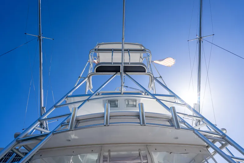 Hoo's Time Yacht Photos Pics 