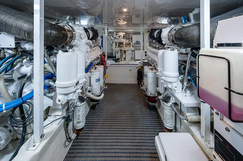 Bambooshay II Yacht Photos Pics 