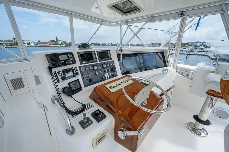 Bambooshay II Yacht Photos Pics 