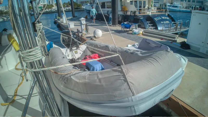 Jubilee Yacht Photos Pics 