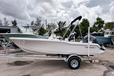 Tidewater 180 CC Adventure