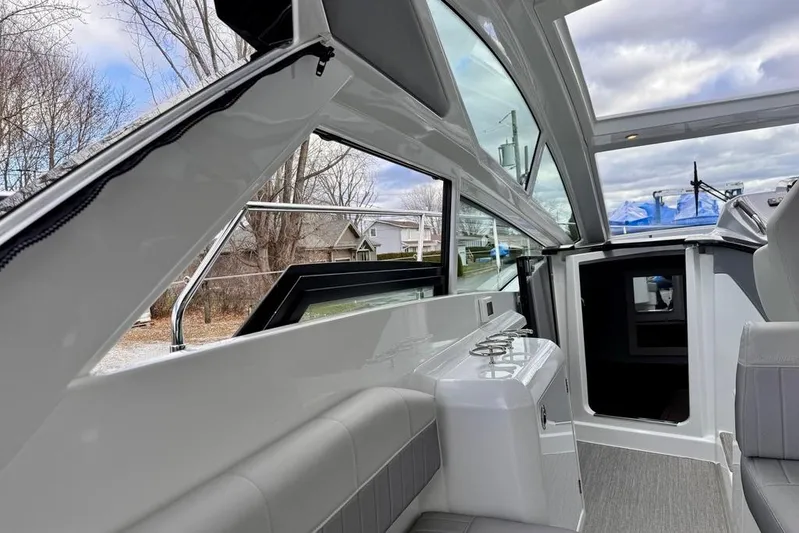  Yacht Photos Pics Interior view of 2021 Beneteau Gran Turismo 40 yacht, featuring sleek design and modern amenities.