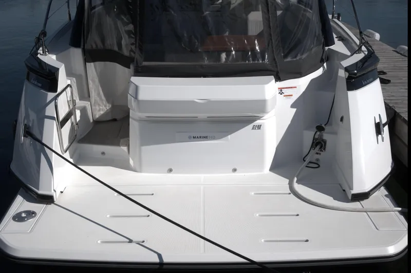  Yacht Photos Pics 2021 Beneteau Gran Turismo 40 yacht stern view at dock.