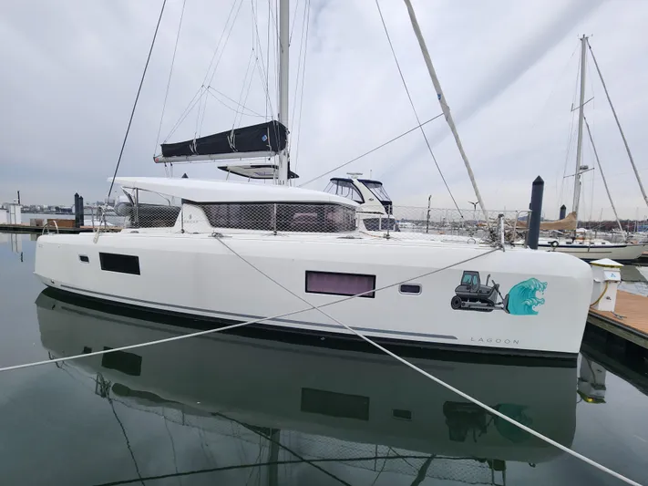 Seadozer Yacht Photos Pics 