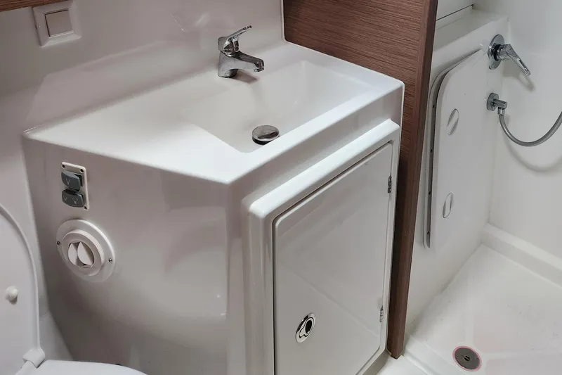 Seadozer Yacht Photos Pics 