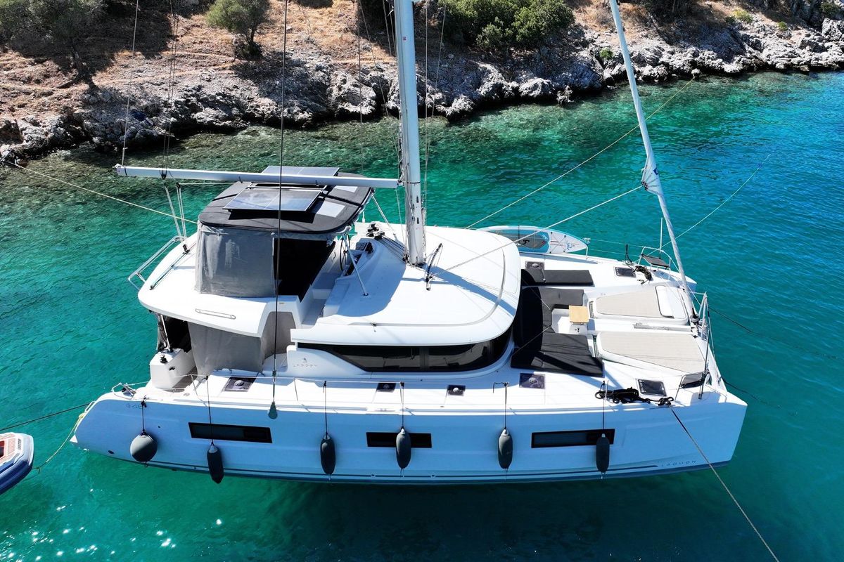 2020 Lagoon 45 