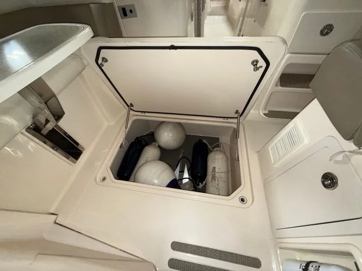 D'angler Yacht Photos Pics 