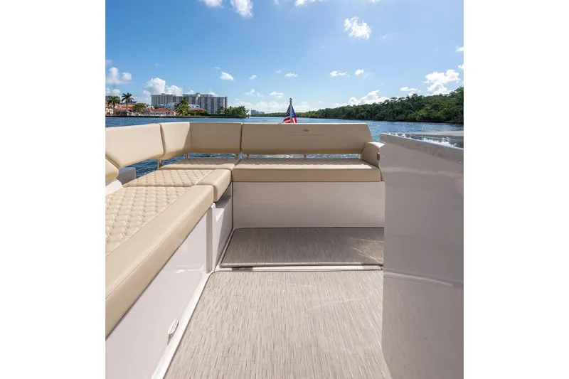  Yacht Photos Pics Manufacturer Provided Image