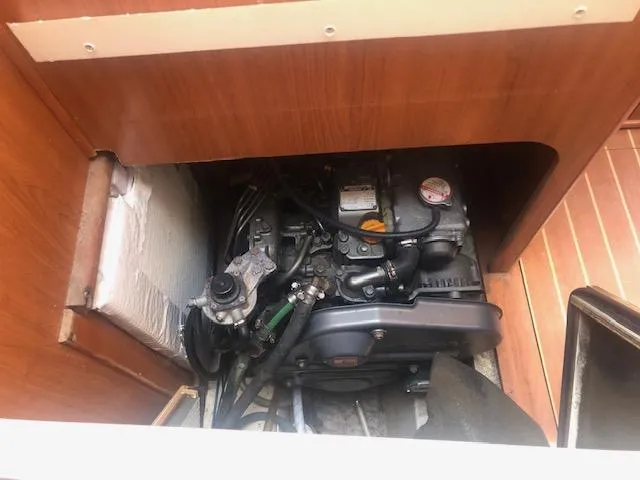 Moon Dancer Yacht Photos Pics Engine compartment of a 2008 Hunter 41 Deck Salon sailboat.