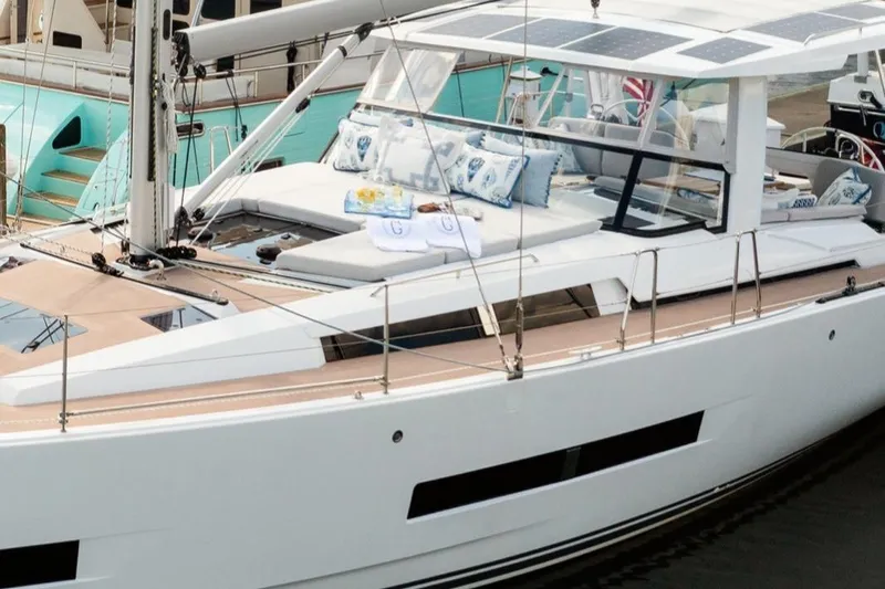 Navigamus Yacht Photos Pics 