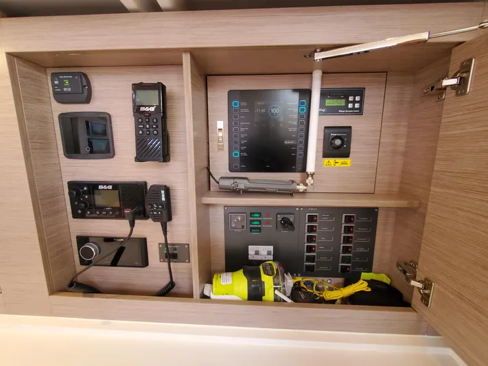 Navigamus Yacht Photos Pics Control panel of 2023 Hanse 460 yacht with navigation and communication equipment.