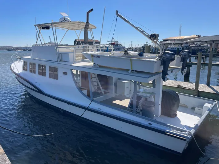Island Queen Yacht Photos Pics 