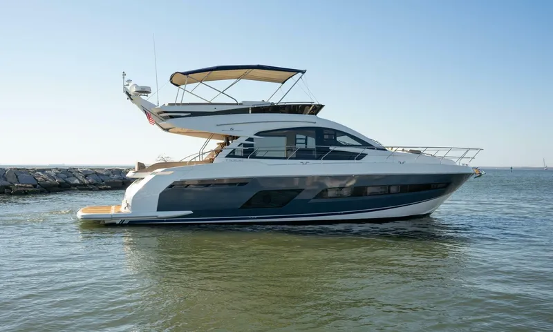 Forever Recess Yacht Photos Pics 2019 Fairline Squadron 53 - Image 2
