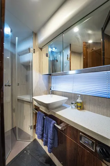 Forever Recess Yacht Photos Pics 2019 Fairline Squadron 53 - Image 46