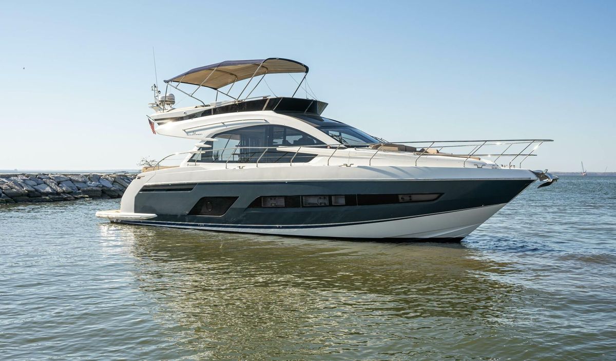 2019 Fairline 53 