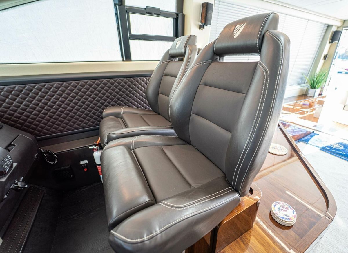 2019 Fairline 53 