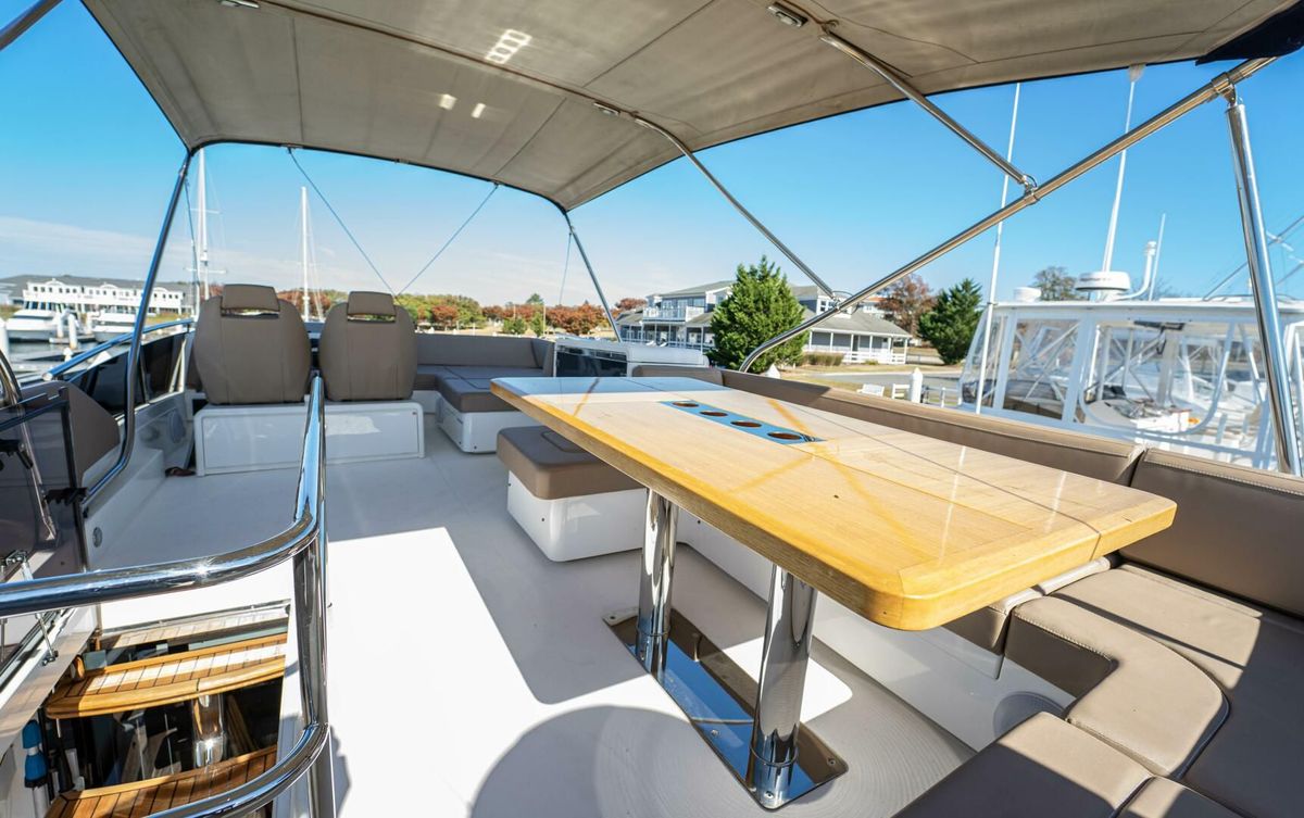 2019 Fairline 53 