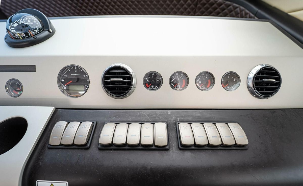 2019 Fairline 53 