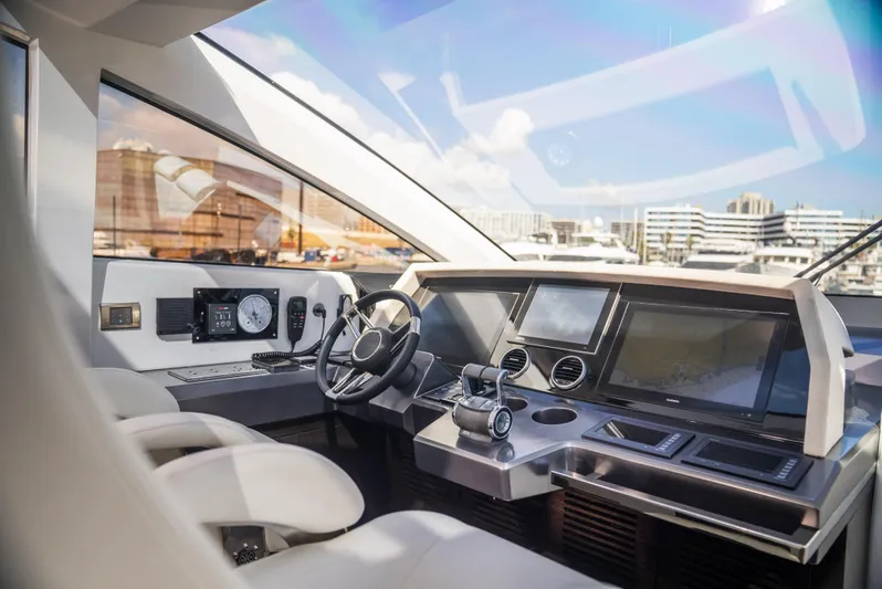 Omnia Yacht Photos Pics Luxurious Pearl 80 yacht cockpit interior with modern navigation equipment, 2018 model.