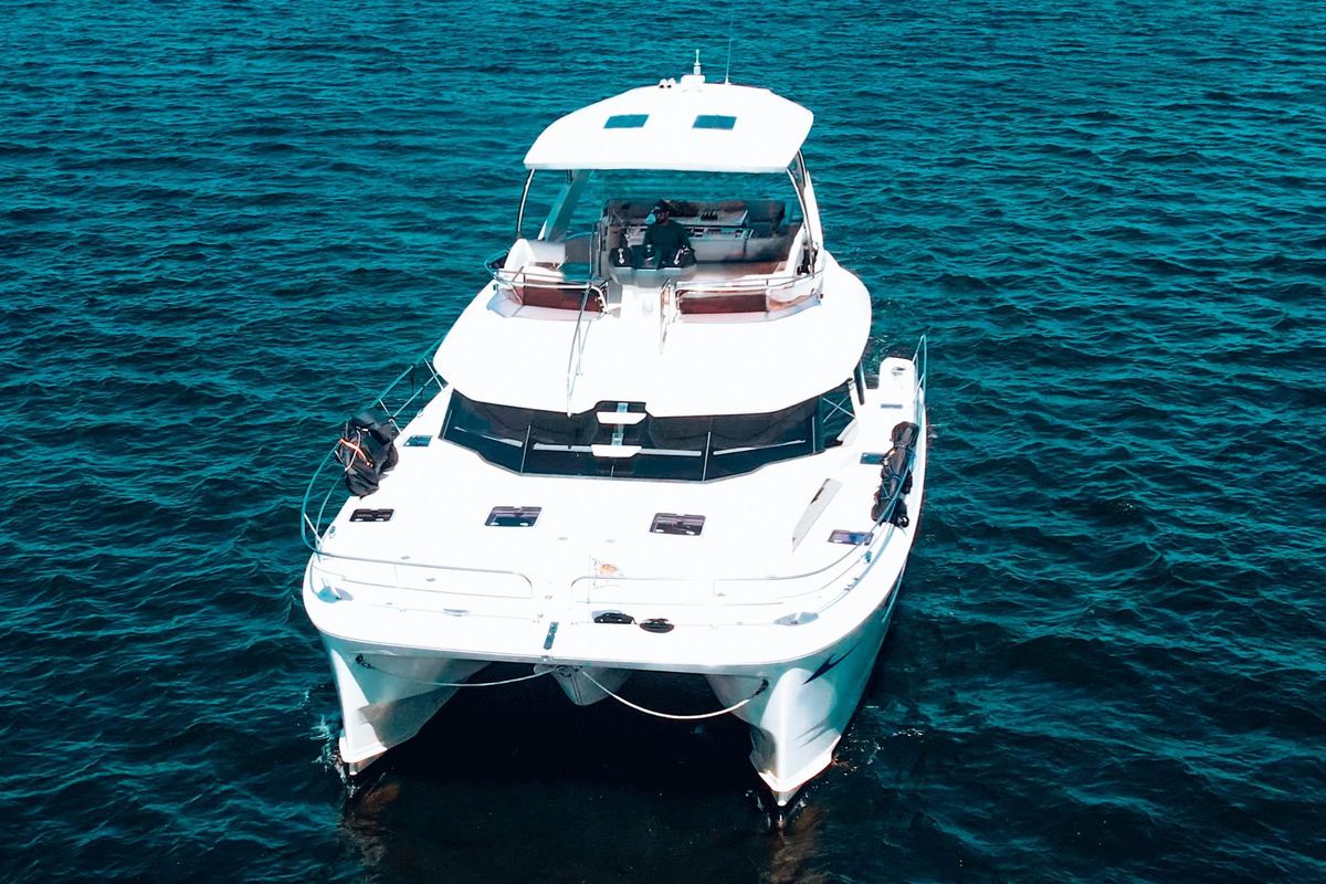 2017 Aquila 44 