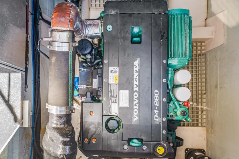 Ryan's Inheritance Yacht Photos Pics Volvo Penta D4-260 engine in 2017 Aquila 44 Yacht engine room.