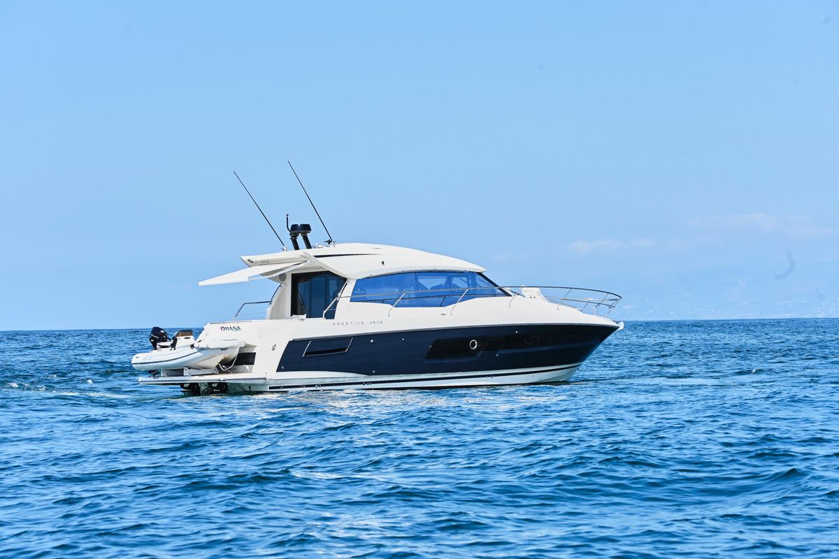 2020 Prestige 46 