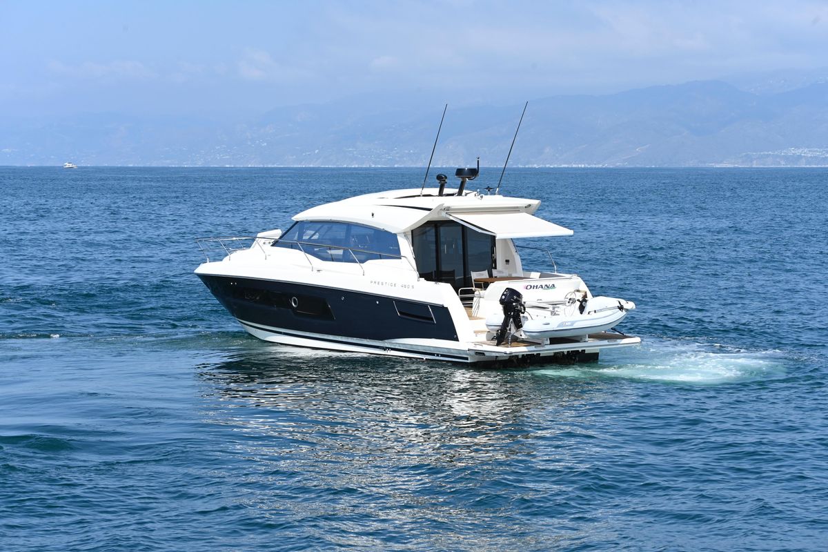 2020 Prestige 46 