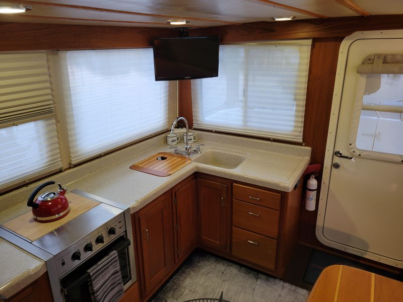 2003 American Tug 34 Pilothouse IMMACULATE