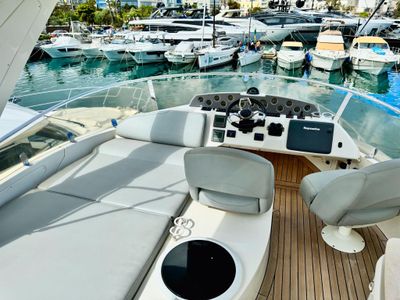 Yacht